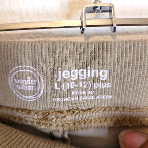 WonderNation Elastic Waist Stretch Jeggings Khaki Kid Girls Sz L 10-12 PLUS FUC - Picture 9 of 16